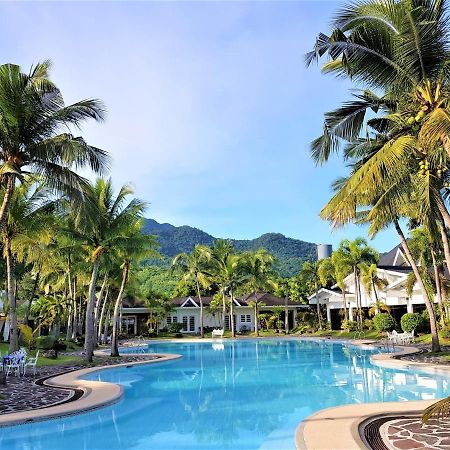 Chateau Bleu Resort Calamba  Eksteriør billede